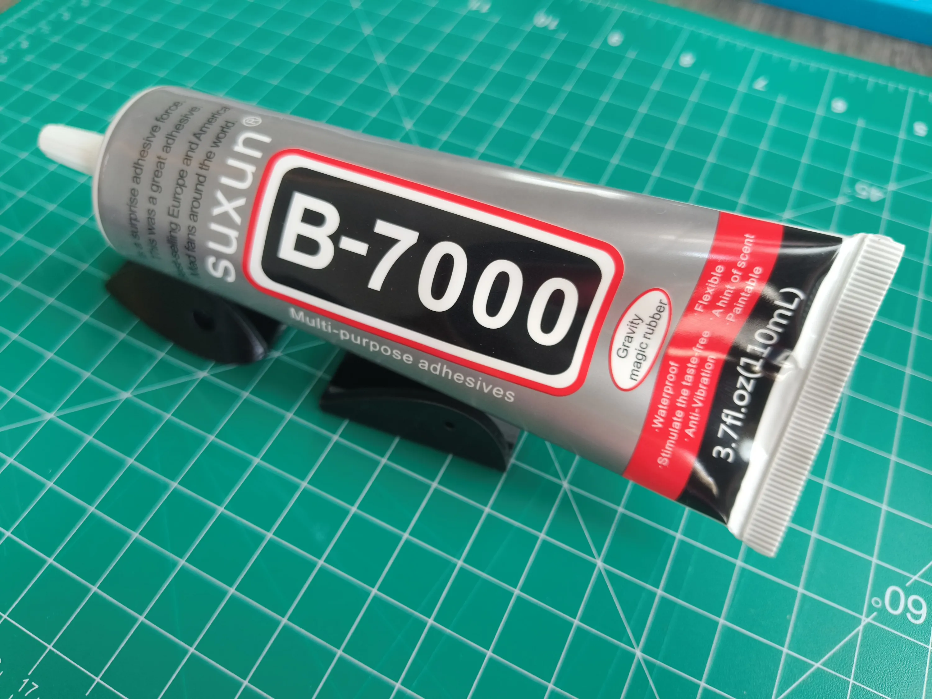 B7000 Glue